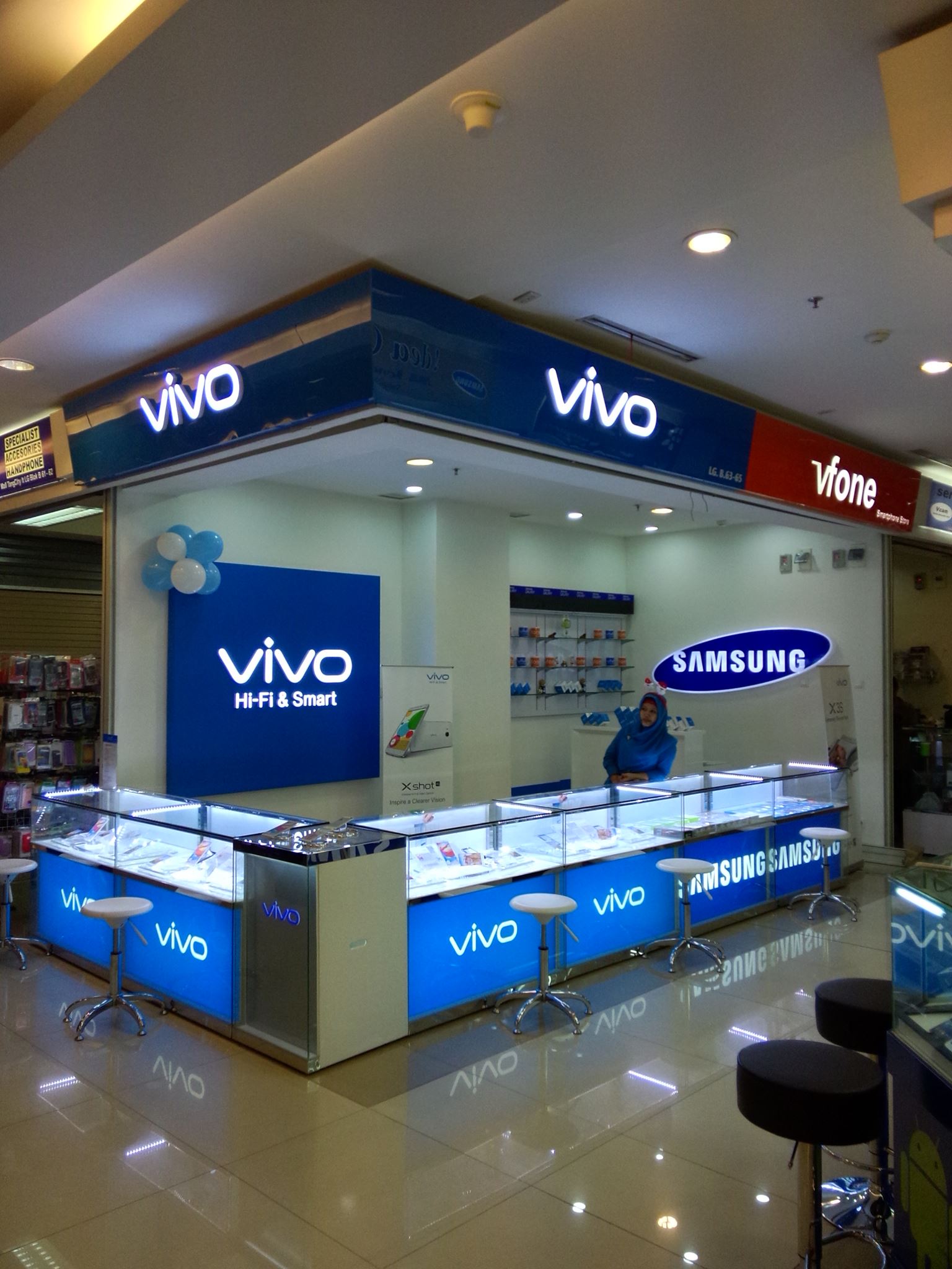 VFONE Tangcity Mall | Tangerang