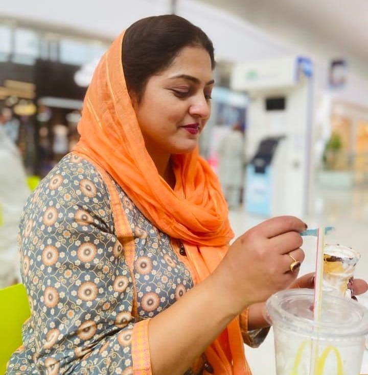 Awaz-e-Pakistan - ملک کے معروف سماجی کارکن صارم برنی کے گھر پر اینٹی ...