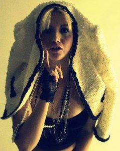 Fashion On Rock