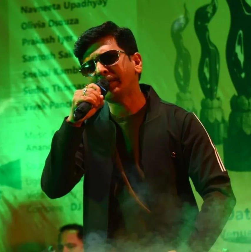 Singer Santosh Sail