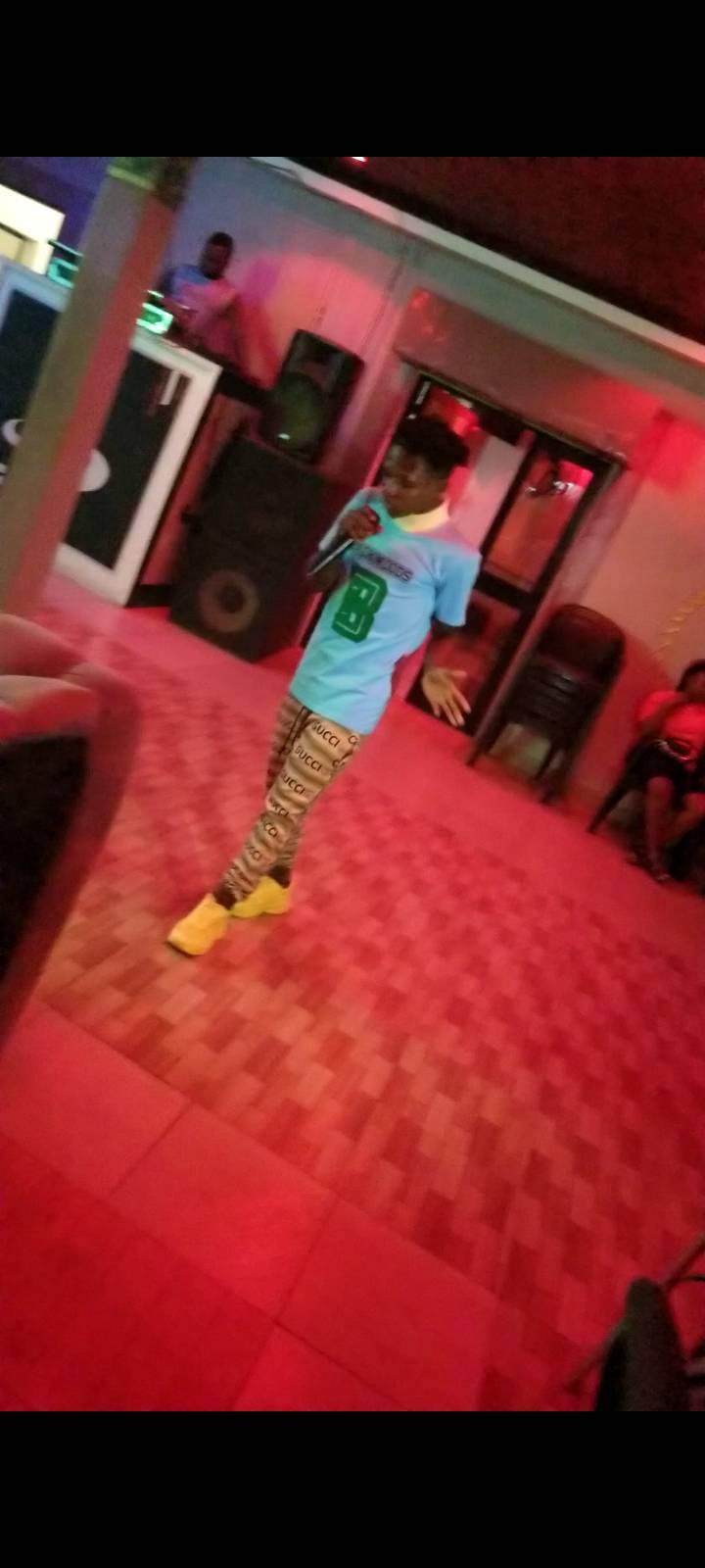 Lil check Artist