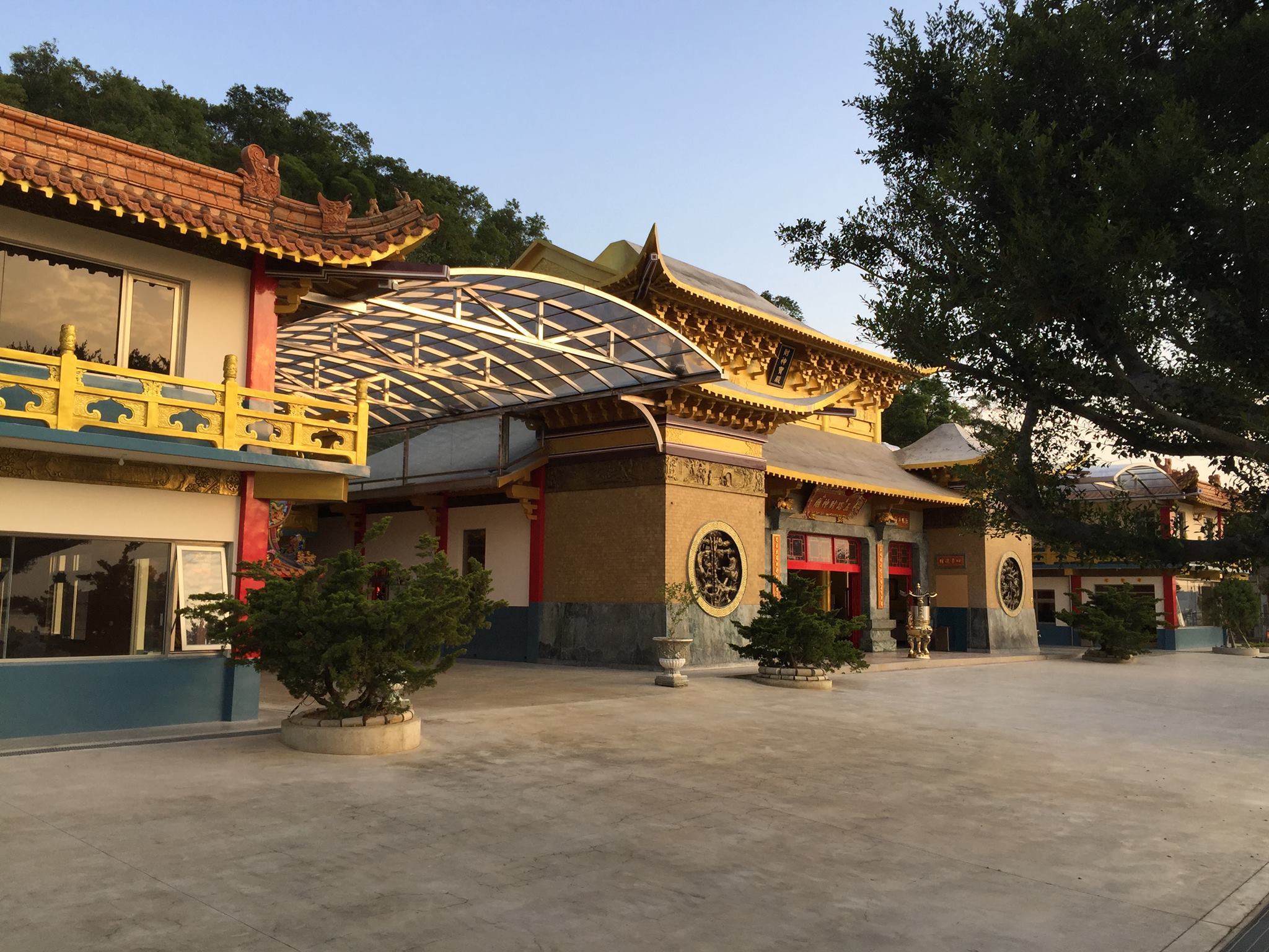 台灣財神信仰與宮殿藝術-新竹香山財神廟
