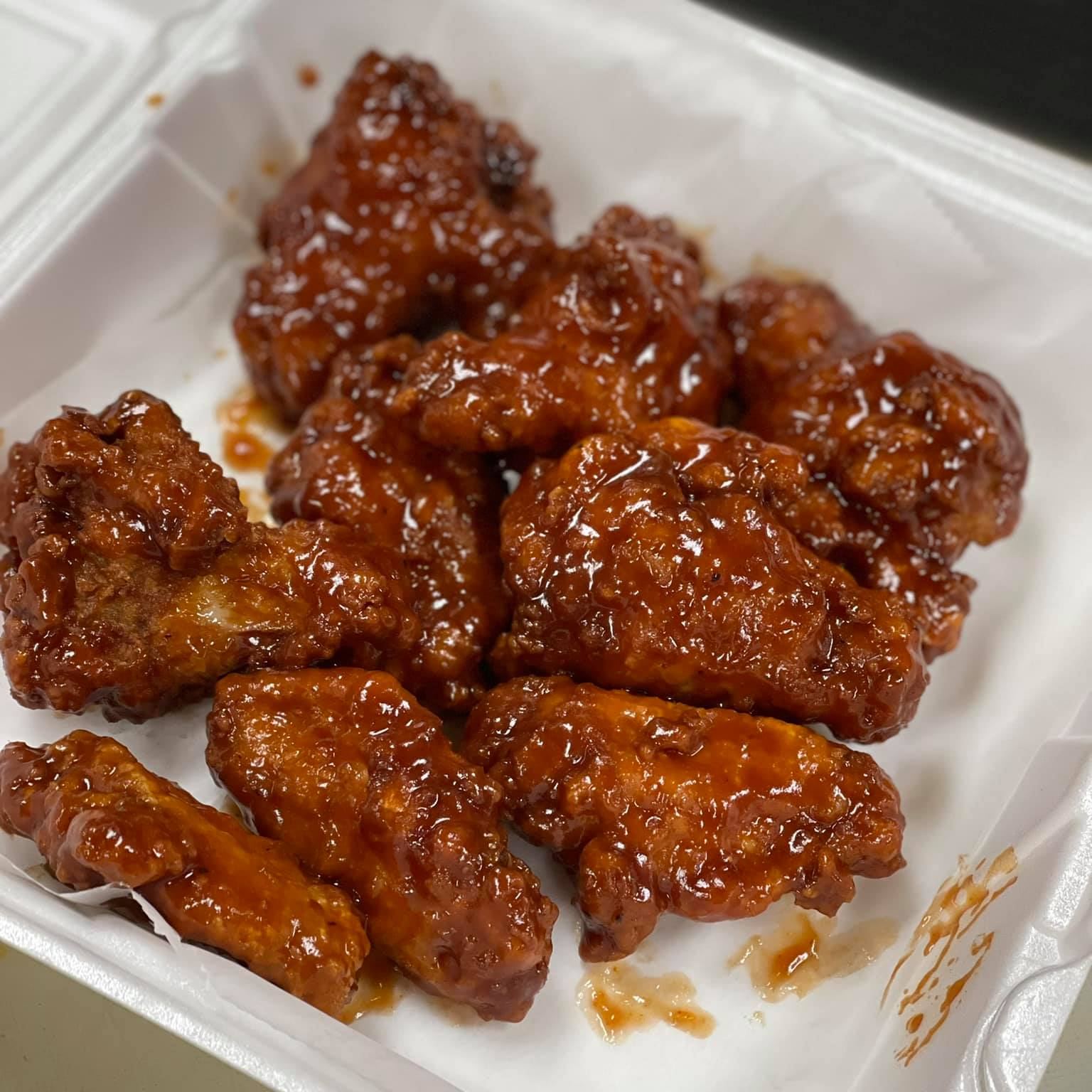 Chewy's Kitchen | Bay City MI
