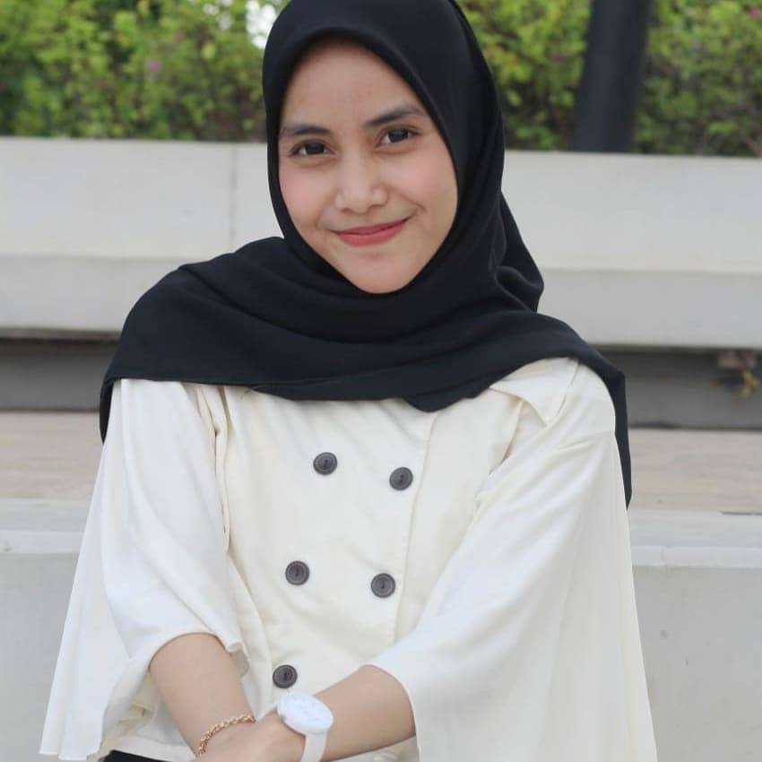Dr. Riska Febriyanti