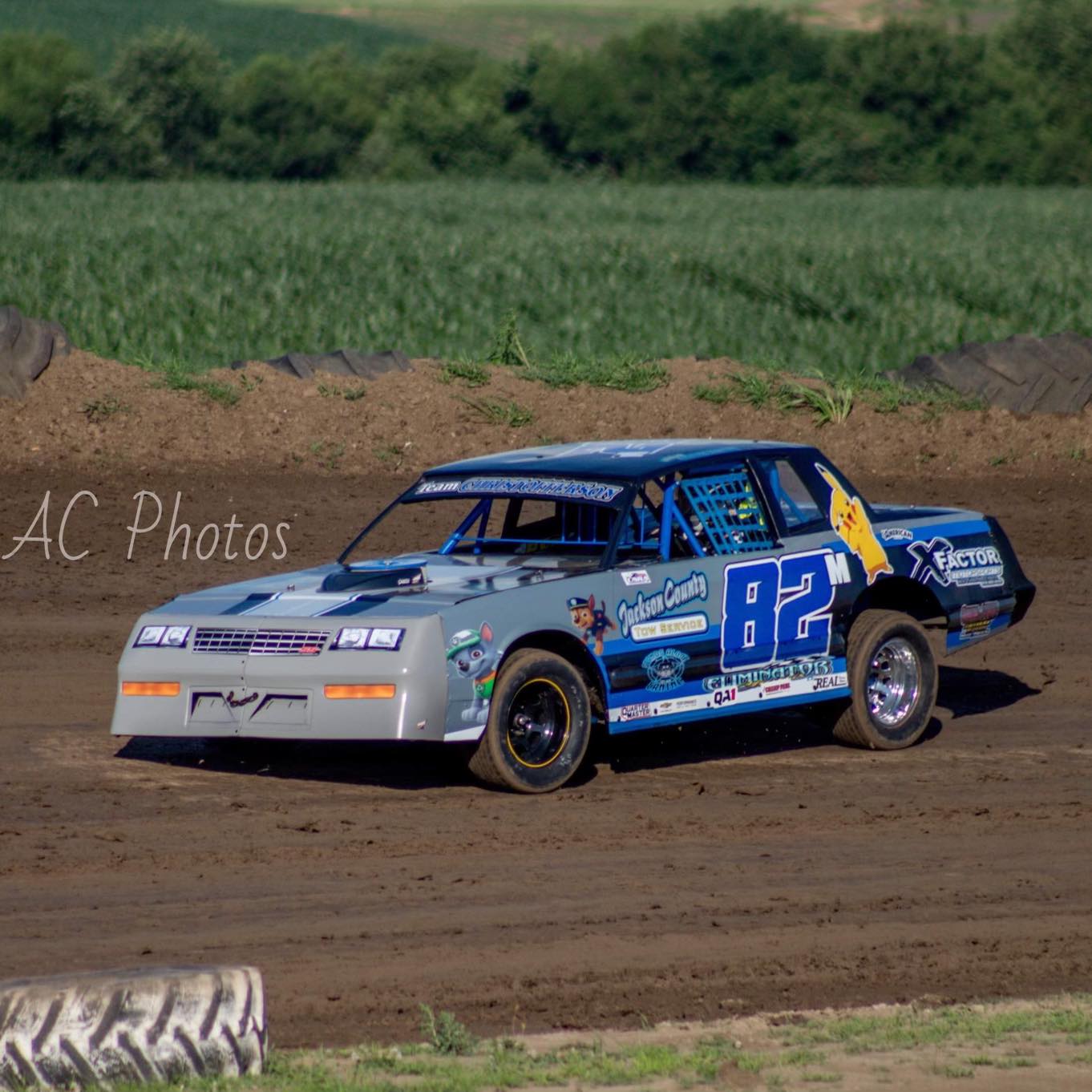 Robertson racing
