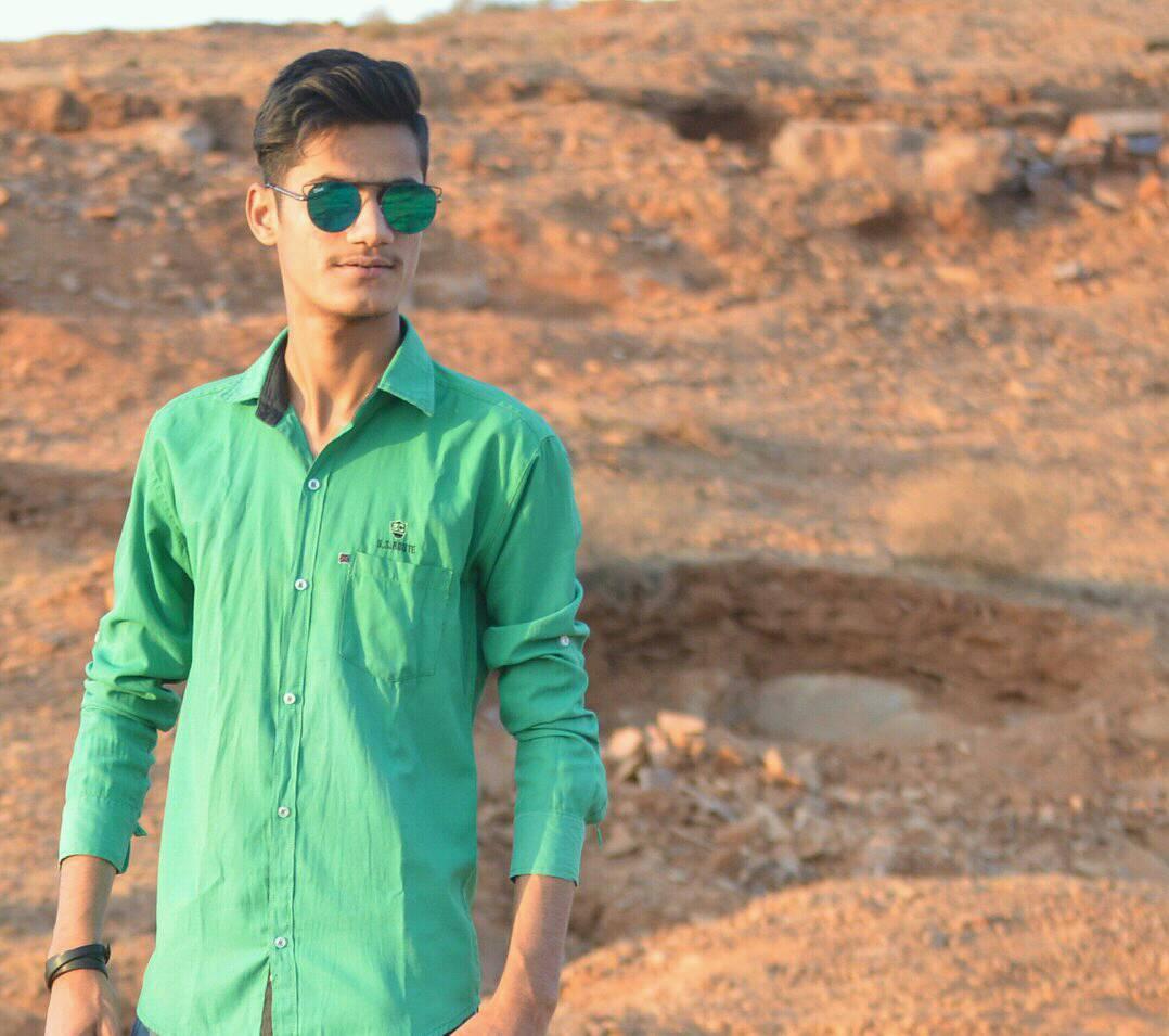 Naved memon