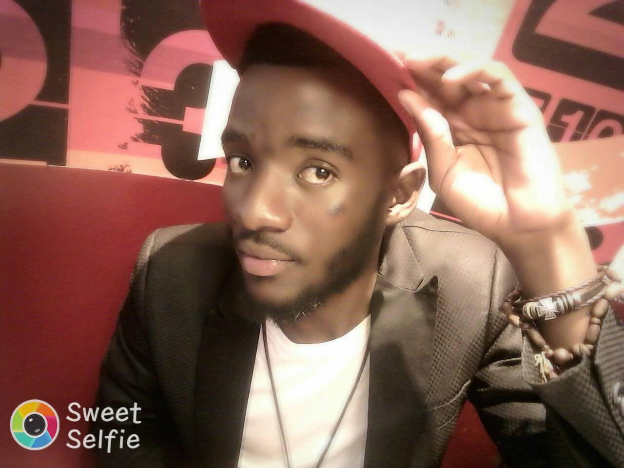 Affro the Entertainer