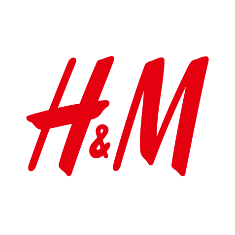 H&M - Bíddu við, er þetta Maisie Williams?? Og er hún búin... | Facebook