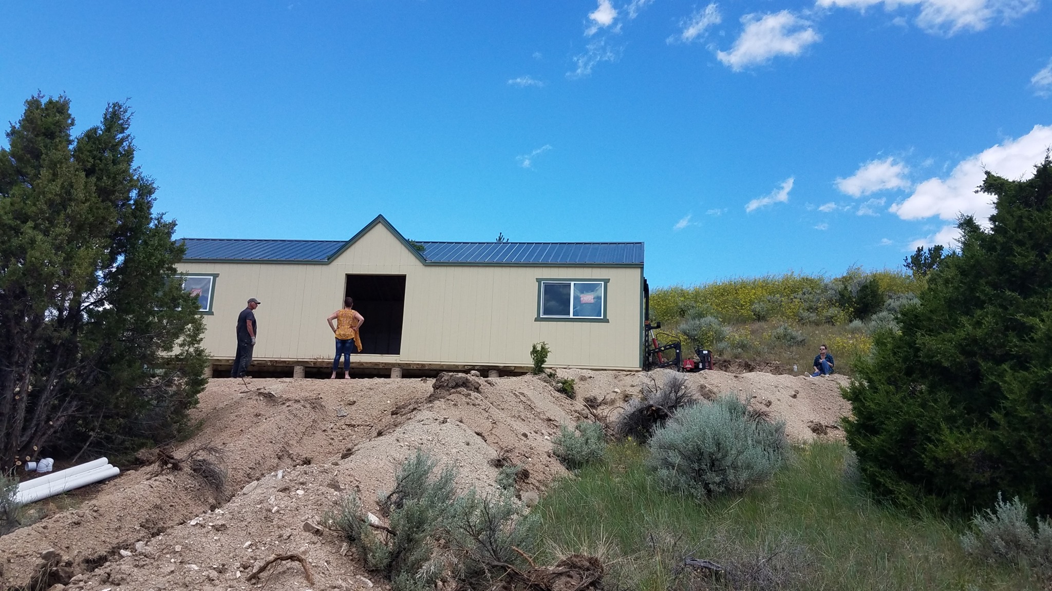 Photo inspiration: Luxury Off Grid Living In Montana With Abundant Wildlife Reference: Off Grid Living In Montana