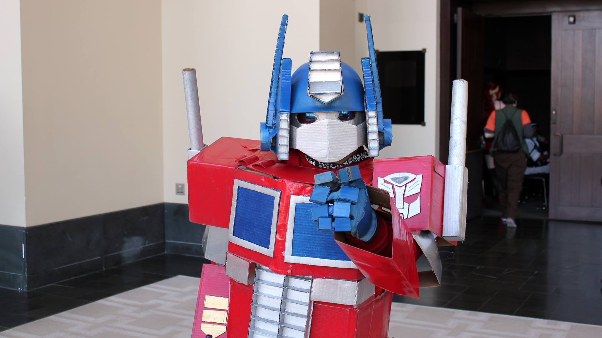 Boximus Prime Cosplay