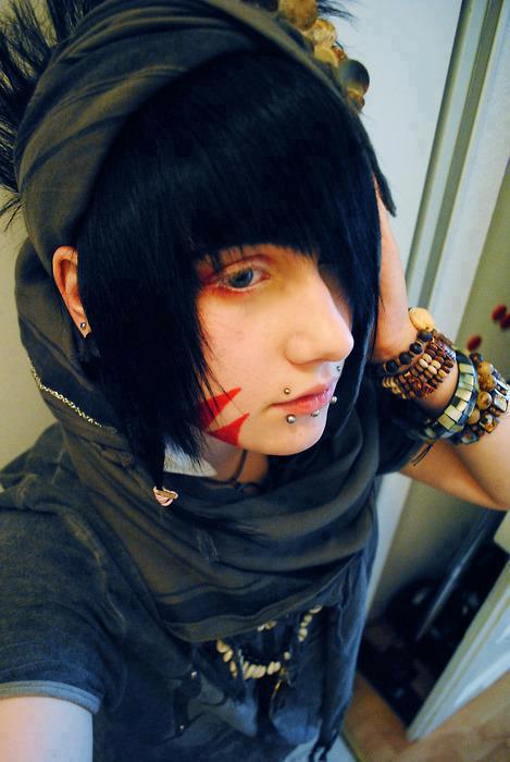 EmoO bOy