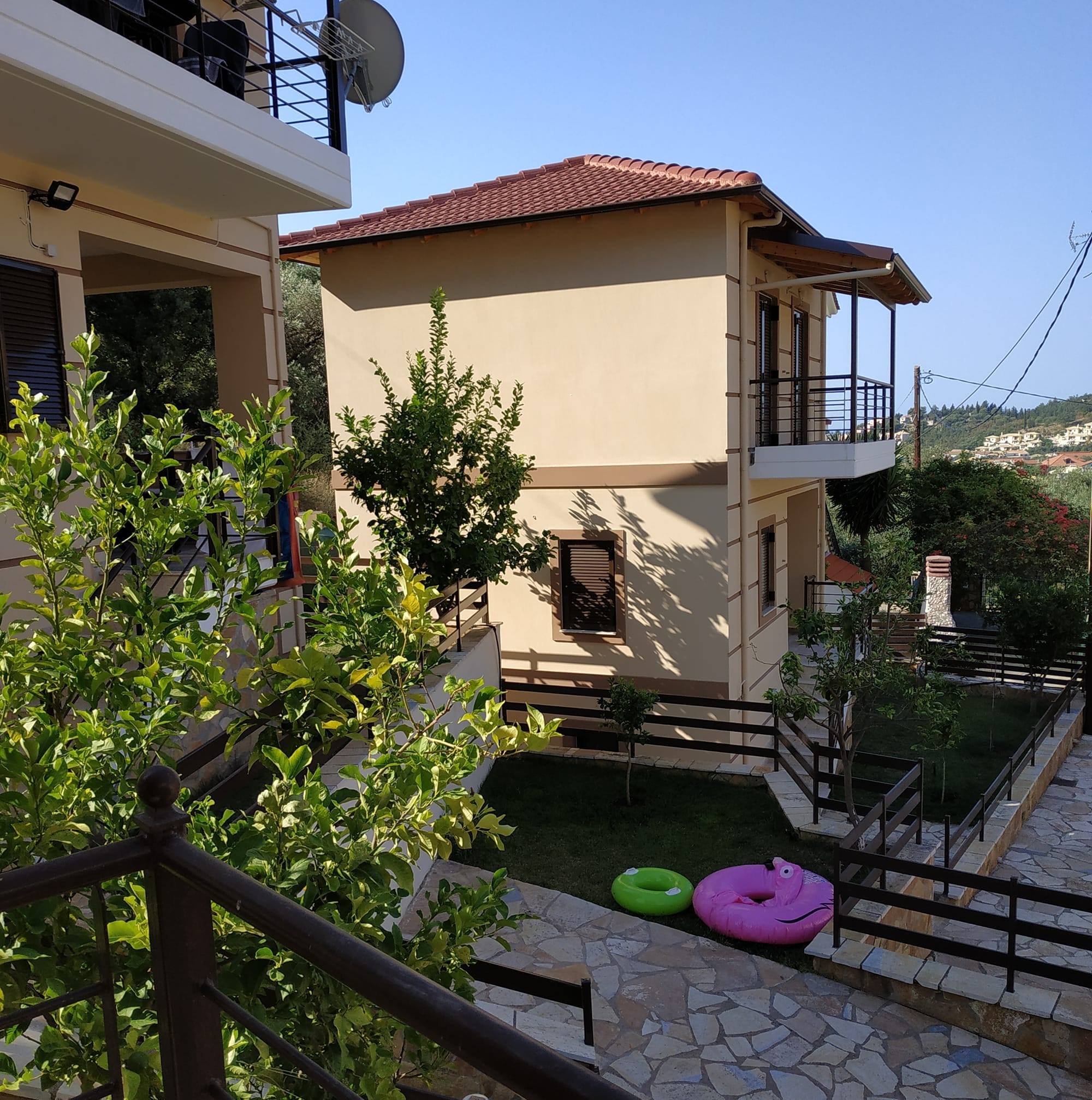 angeo-apartments-maisonettes-igoumen-tsa