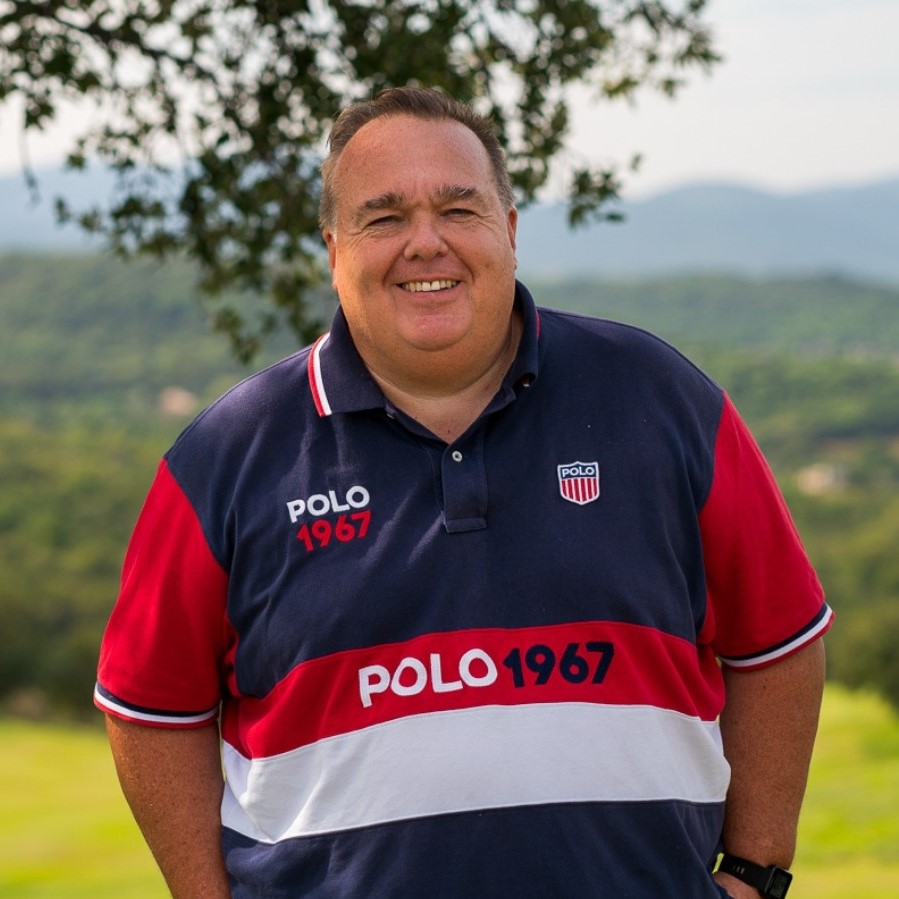 The Riviera Golf Guy