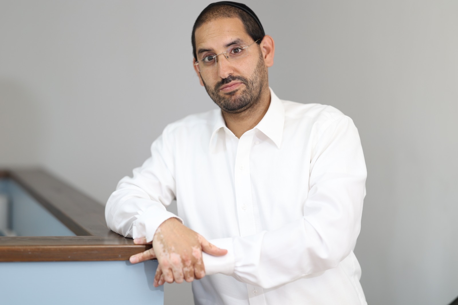 מלכיאל אלבז מ