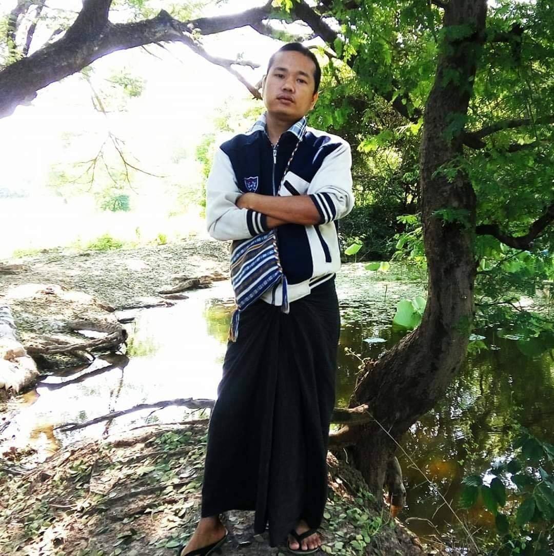 လြမ္း ေမာင္ ေမာင္