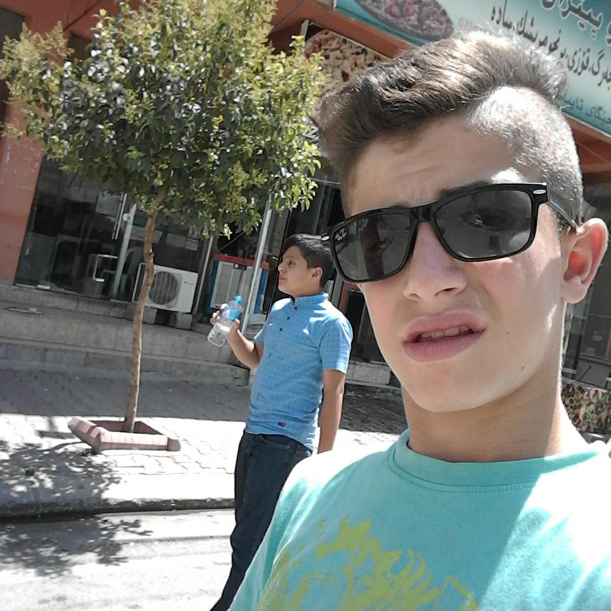 احول