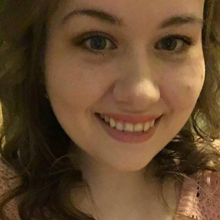 Independent Scentsy Consultant Julia Butt