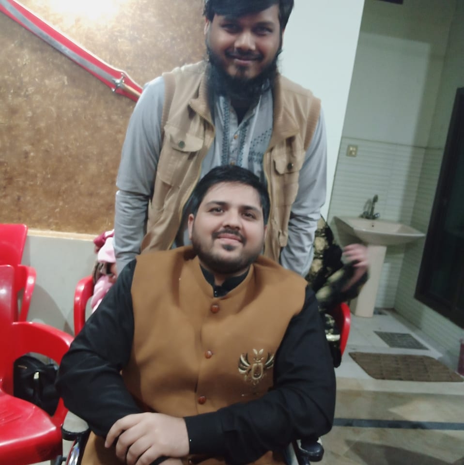 Qamar Riaz