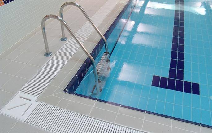 Blue Moon Pool