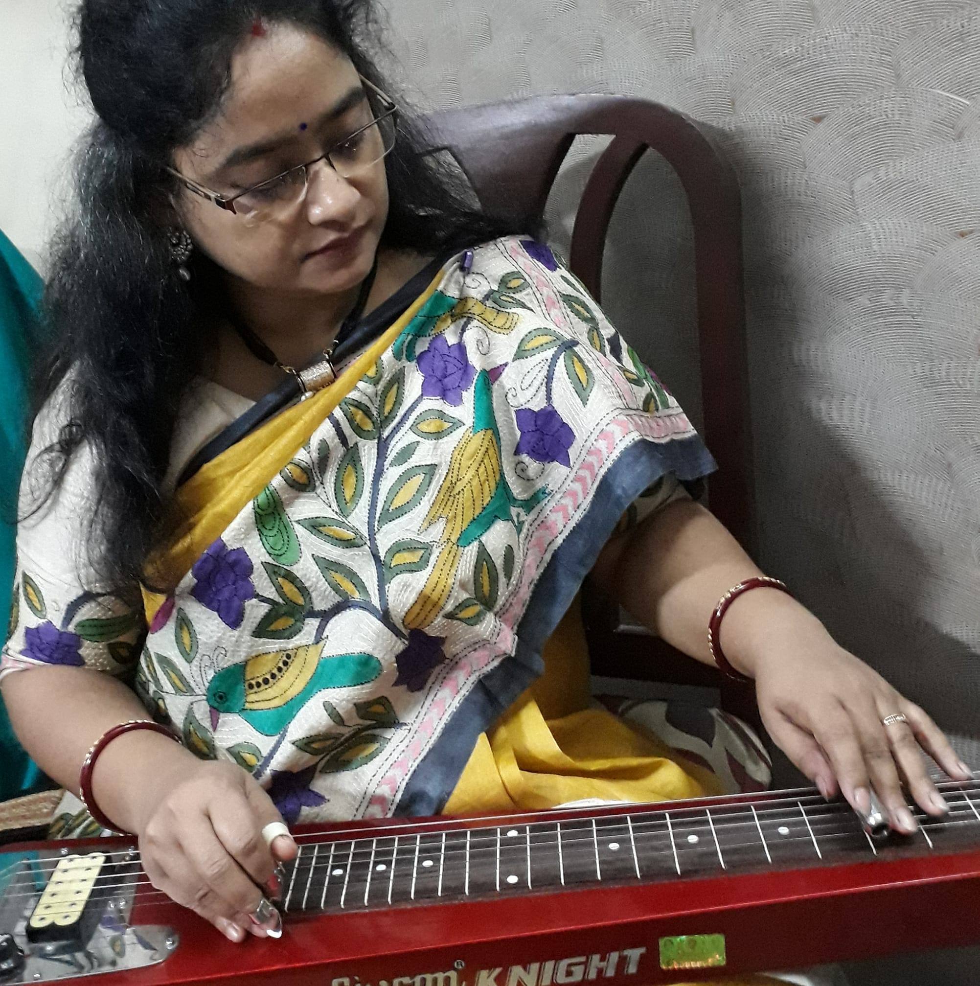 Mahuya on Guitar