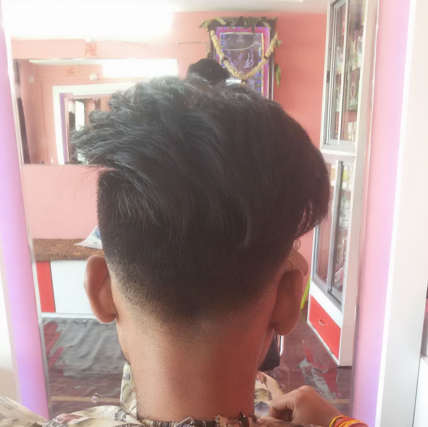 New Bombay HaiR saloon & Gents parlour Ranipur