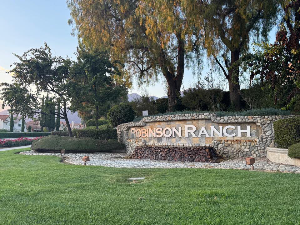 Robinson Ranch Living