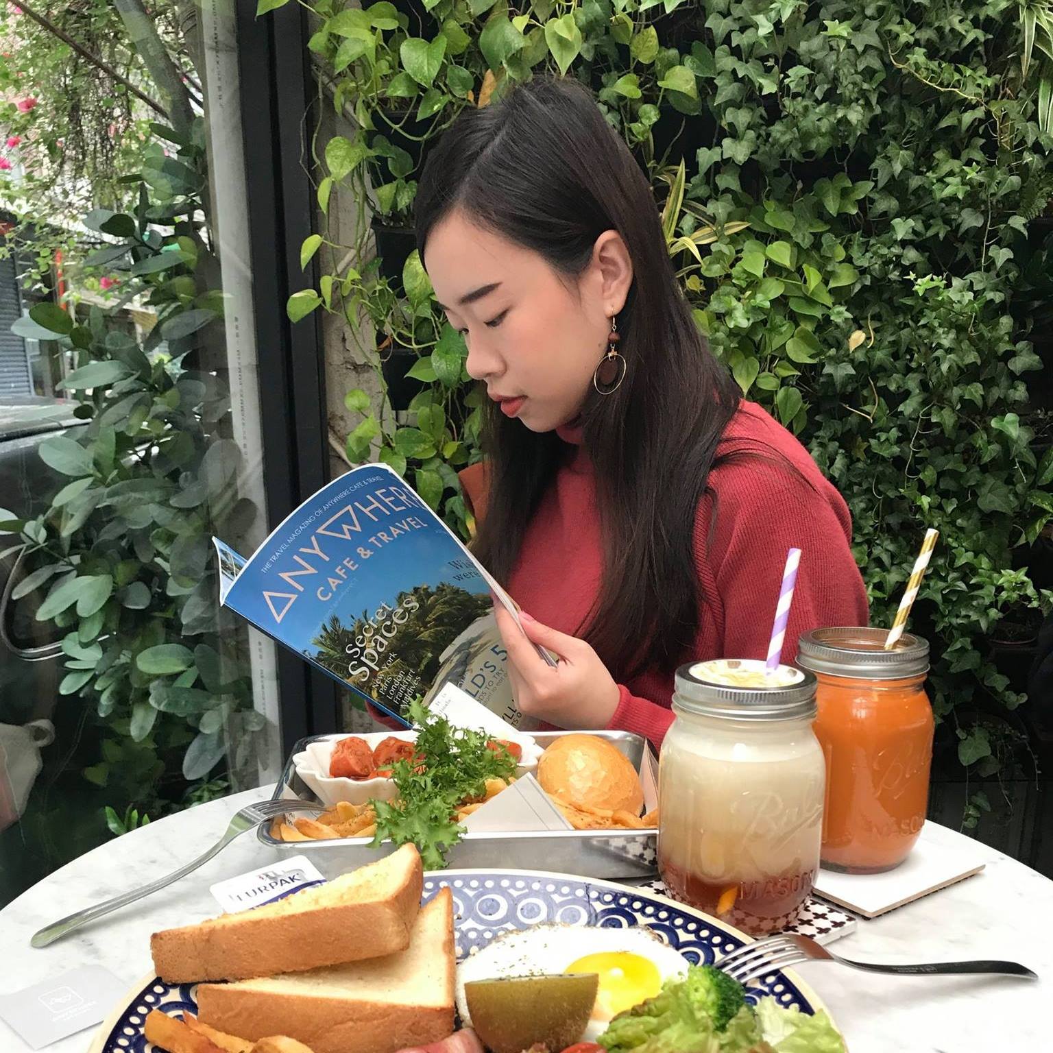 had a wonderful dining experience at Xi Hu 西湖 ! The service was warm ...