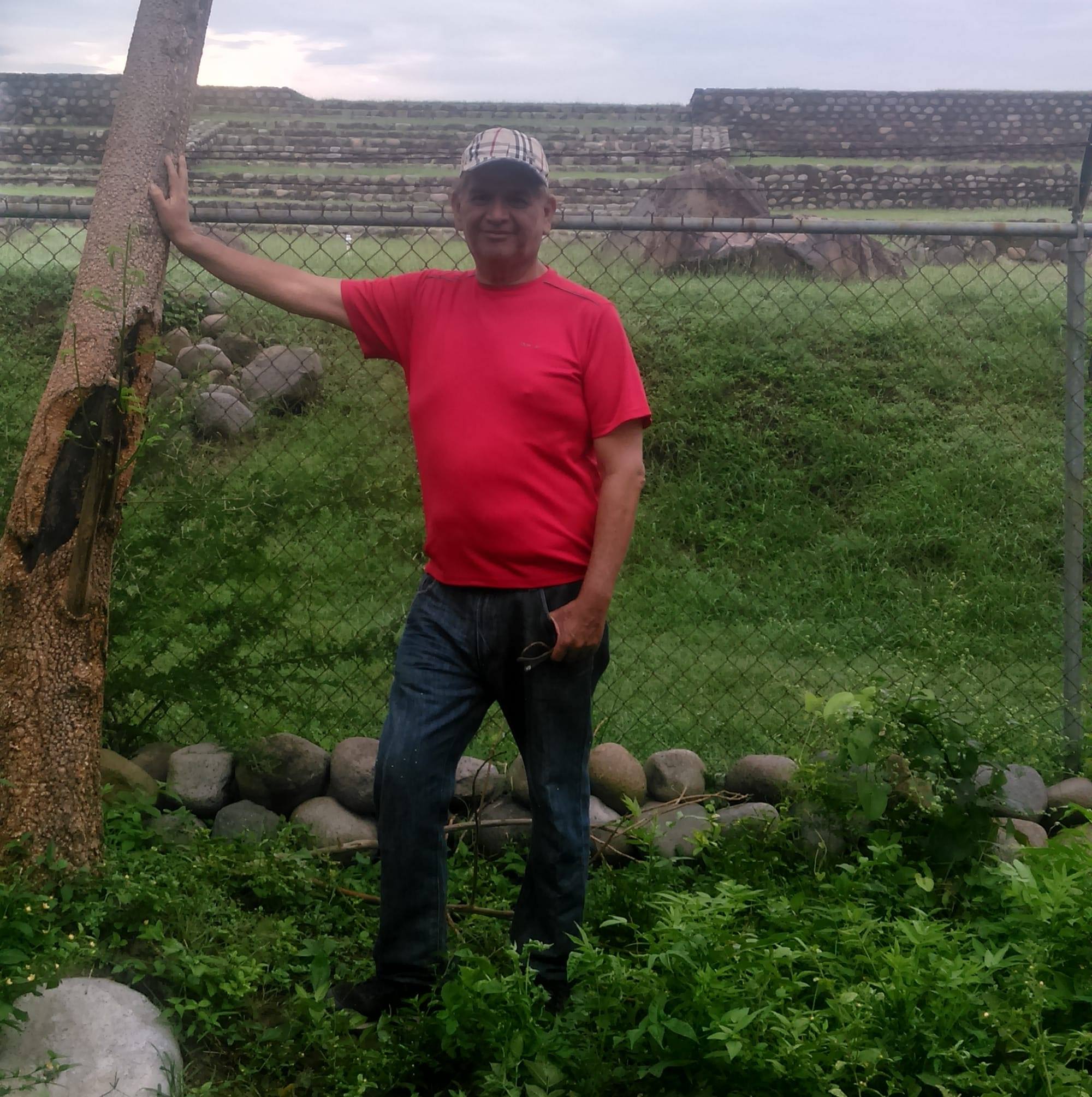 Hugo R Rodriguez