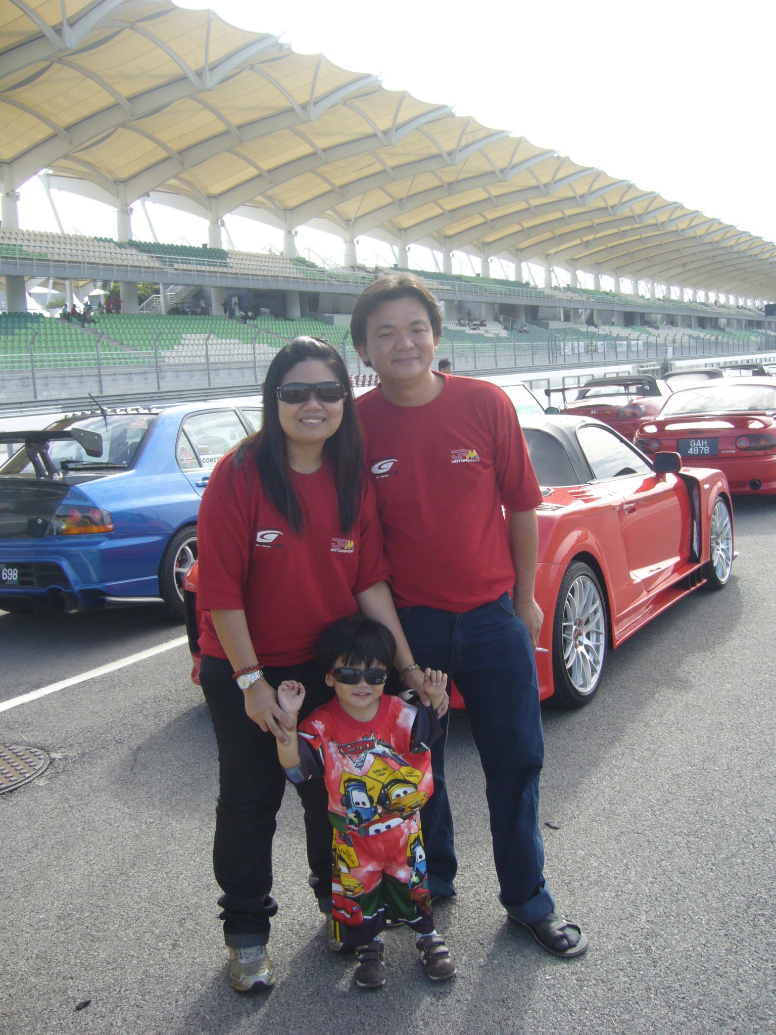 《年初三》朋友们... 本轮胎店今天已经开工了哦…… - Way Shon Tyre Service Centre | Facebook