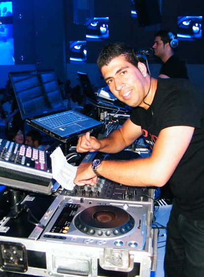 DJS רוקדים