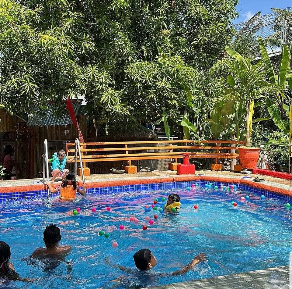 Busay - Private Pool | Lucena