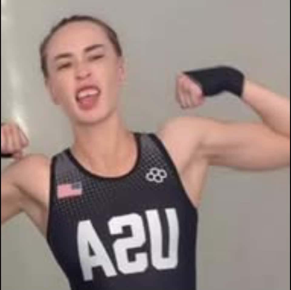 Bare - Dr. Sarah Shell remamins undefeated and moves on to 3-0! | Facebook