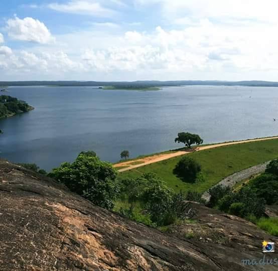 Padaviya Ranahanda - පදවිය රණහඬ