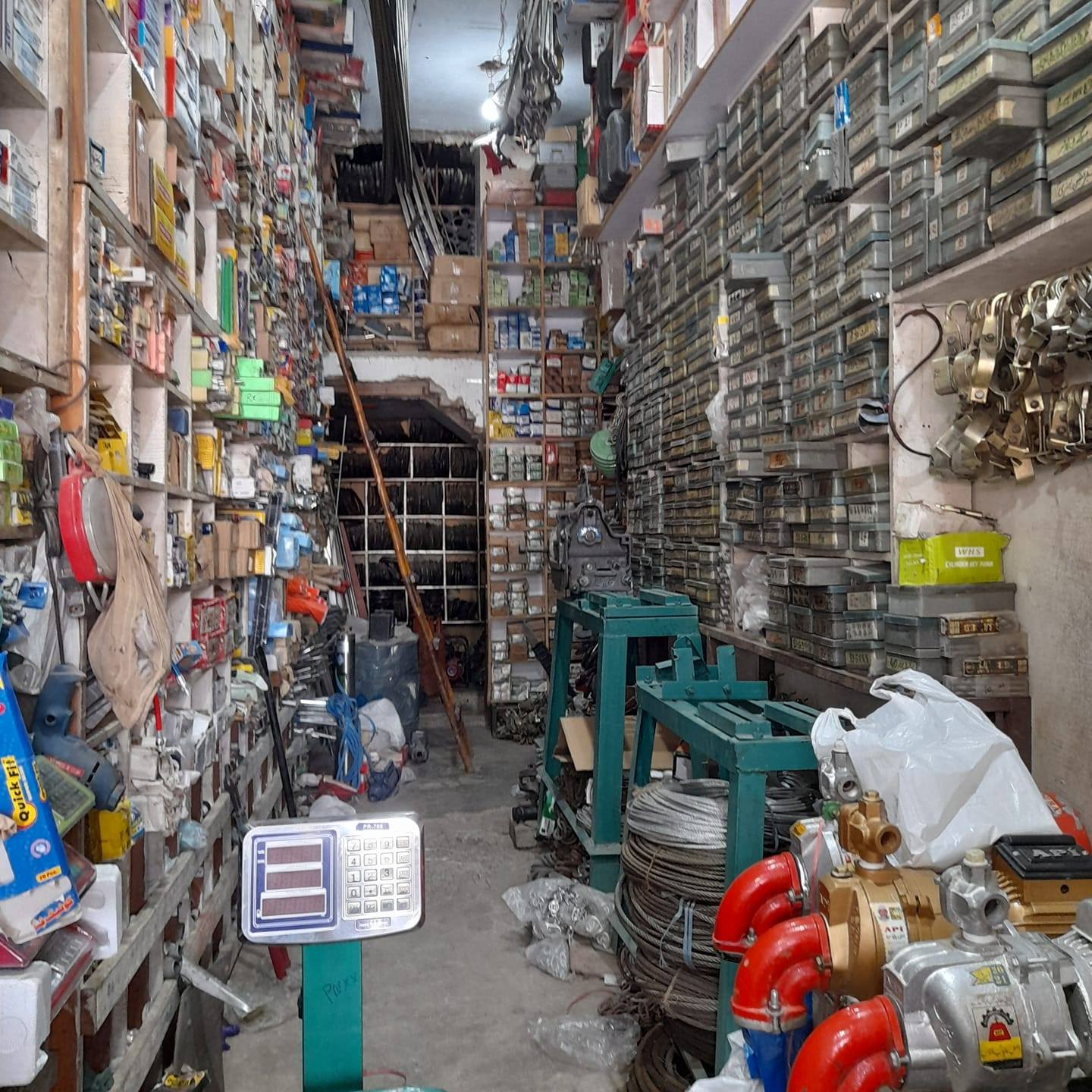 Hafiz Iron Store, Burewala