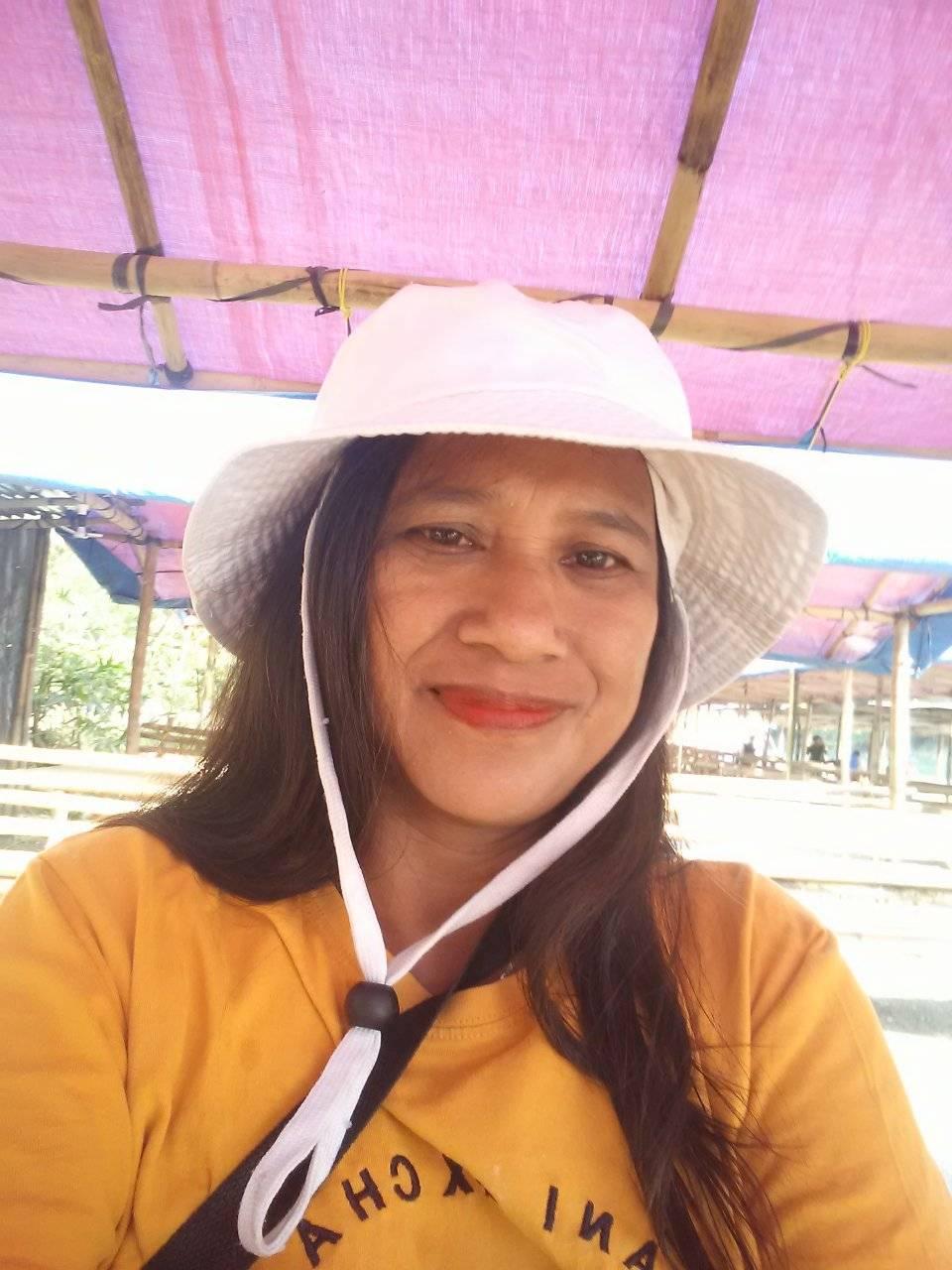 Rowena Ramos Moro