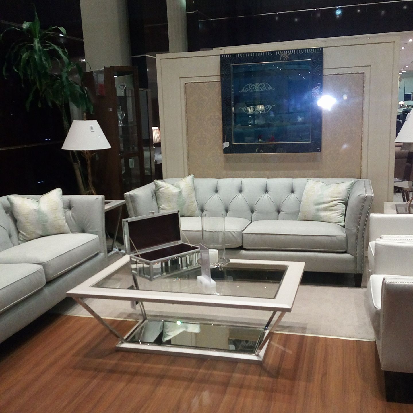 Photo inspiration: High Class Furniture International Photo Inspiration