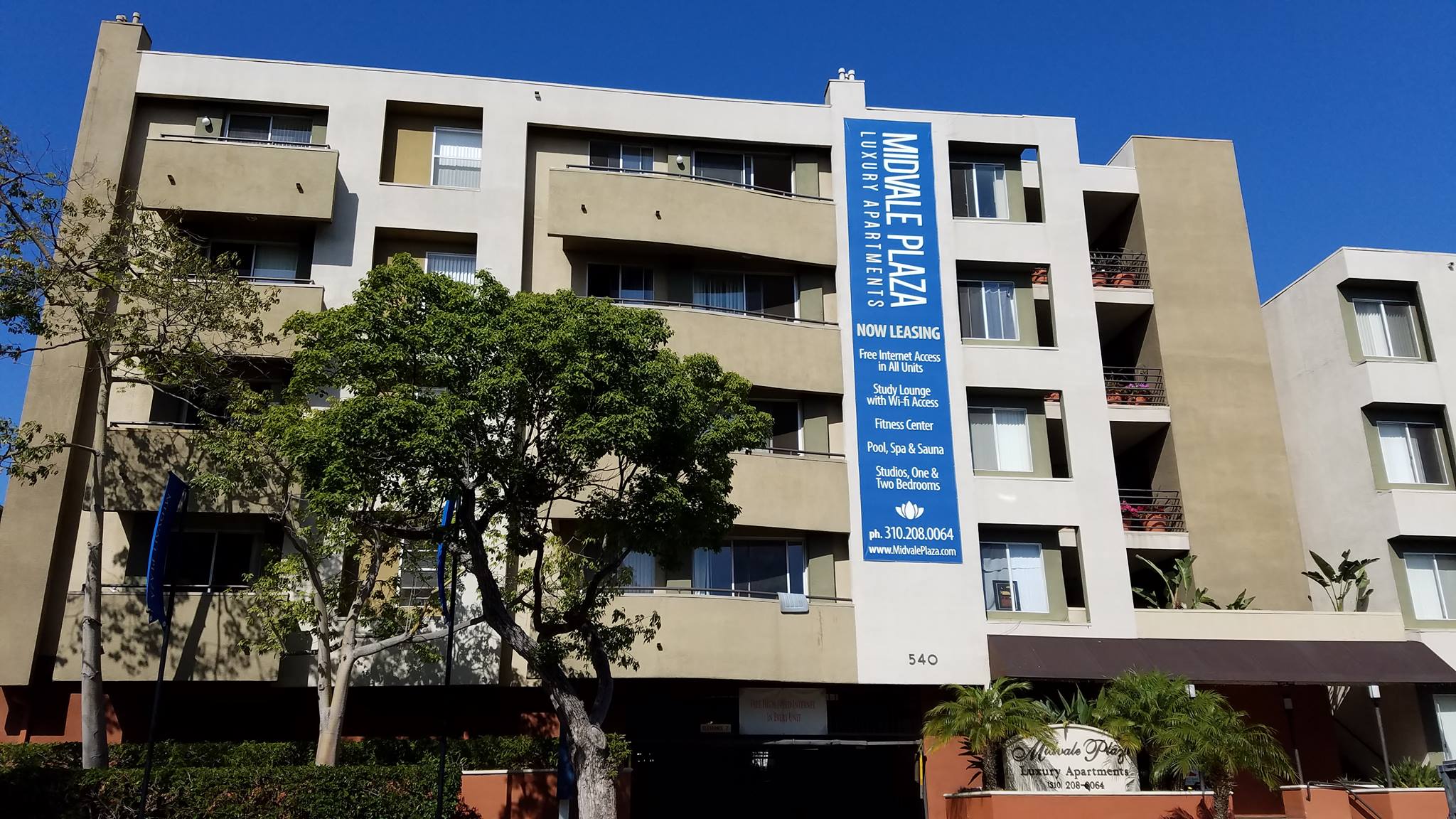 540/527 Midvale Plaza | Los Angeles CA