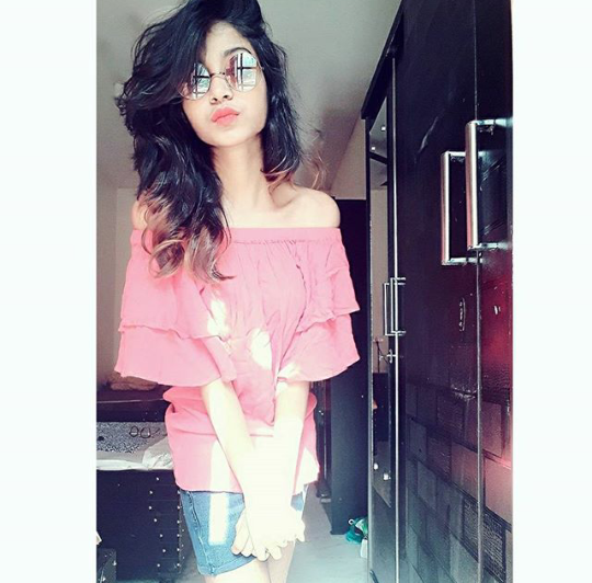 Trisha Arora fans Club FB