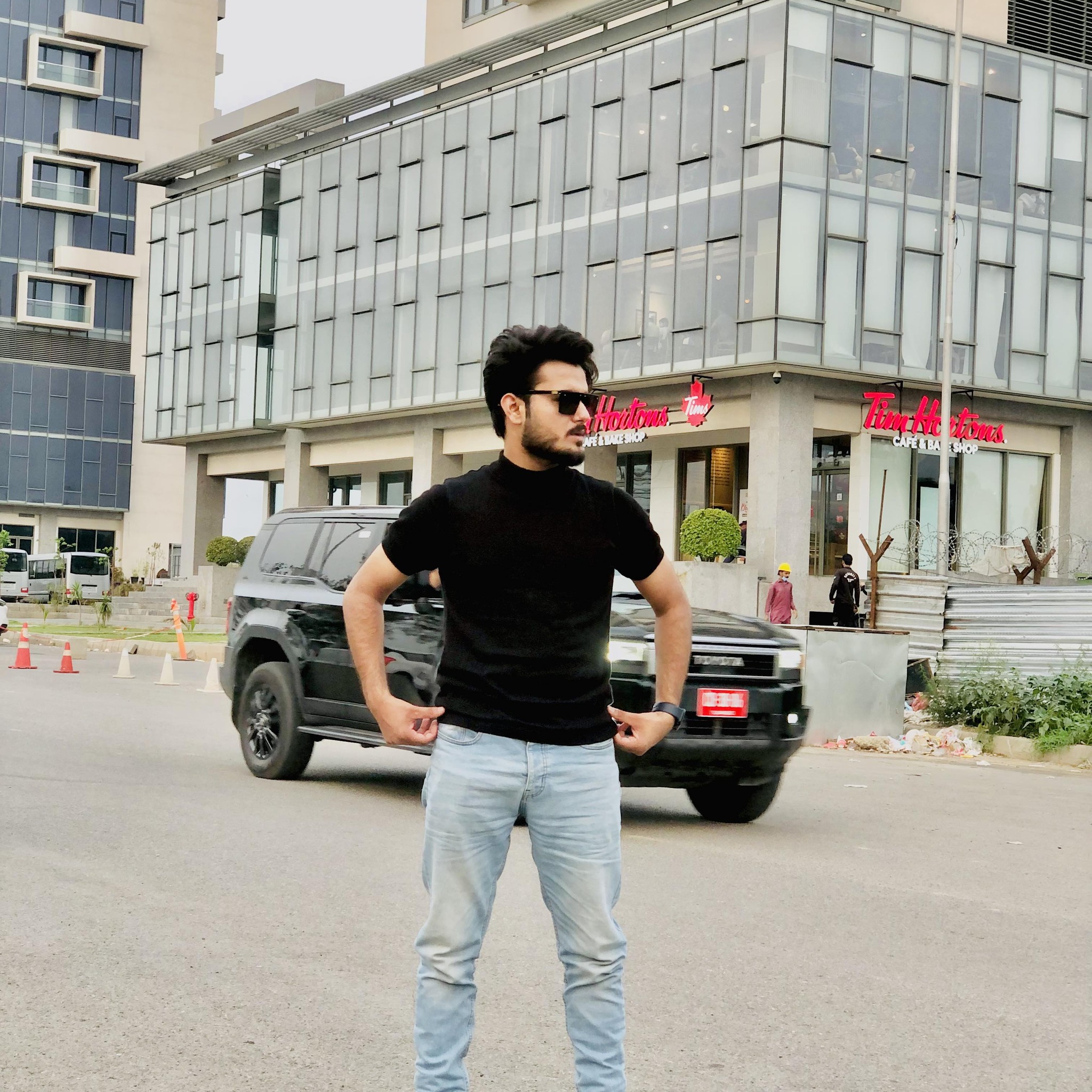 M Muzamil