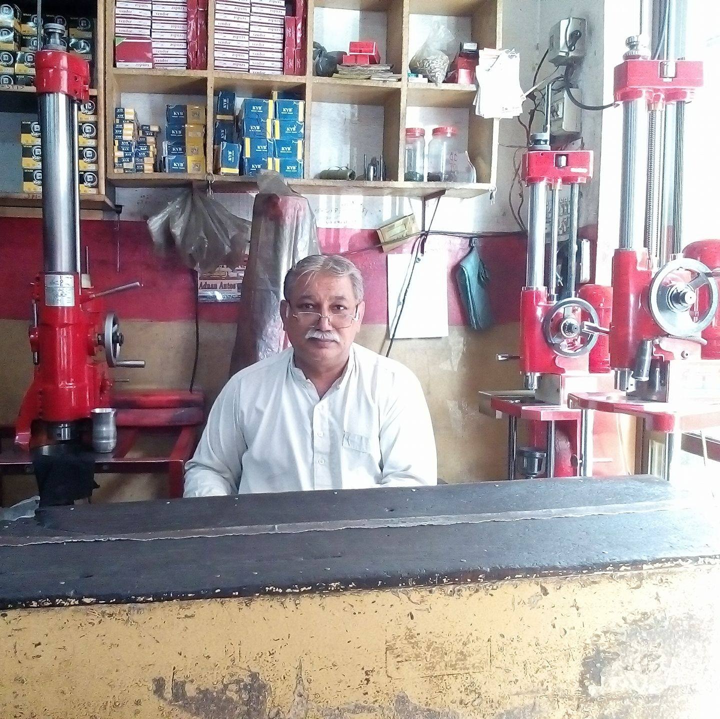 Awami Auto China Center, Sargodha Road Faisalabad. | Faisalabad