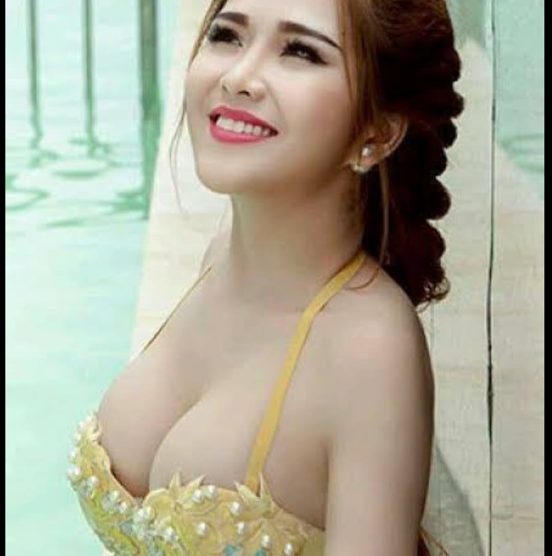 Artis ngewe. Artis Toge. 18563.L53.200 Indonesia. Wanita India hot. Artis telanjang
