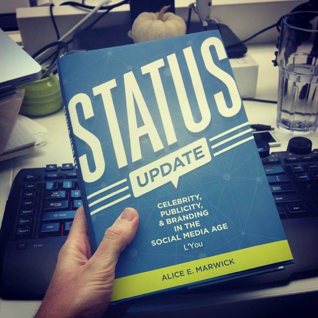 Status Book