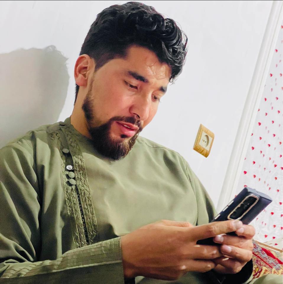 TOLOnews - نور احمد نور، سرپرست سفارت امارت اسلامی افغانستان در دهلی‌نو ...