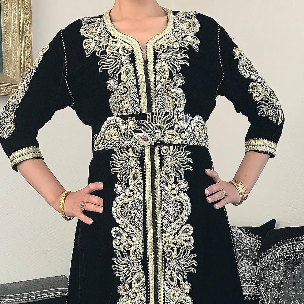 Location de Robes de soirées, Caftans.