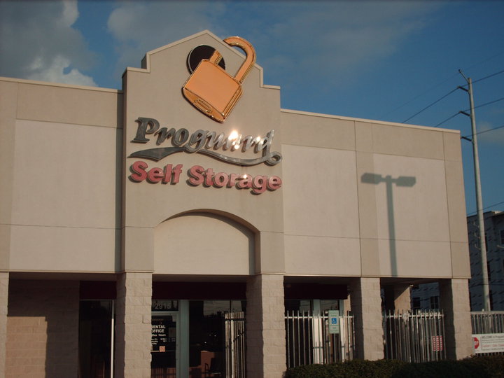Proguard Self Stoage (located in the Medical Center) | Houston TX