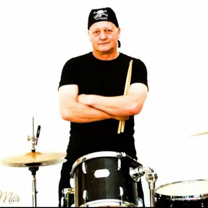 In loving memory of LOUIS Graham