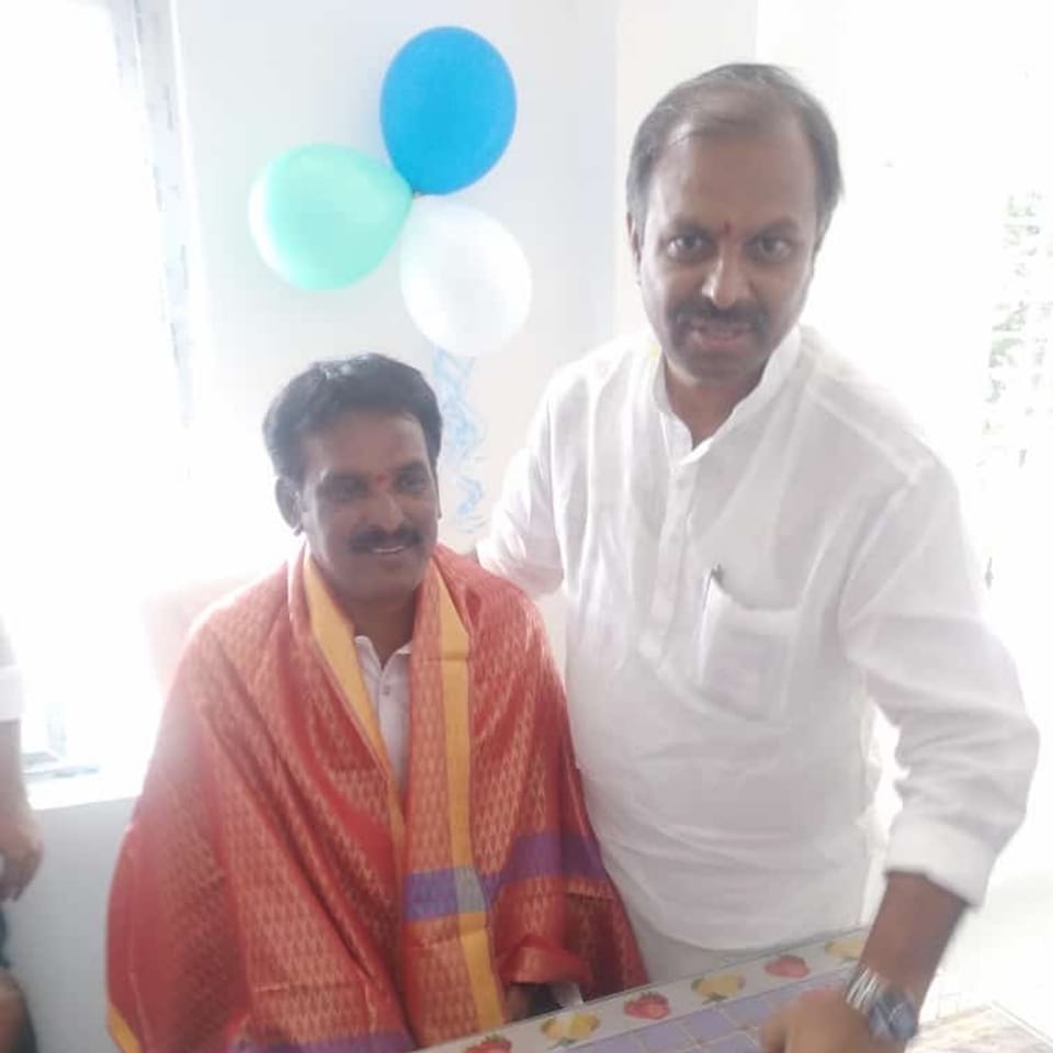 Ramesh REDDY ARMY Galiveedu