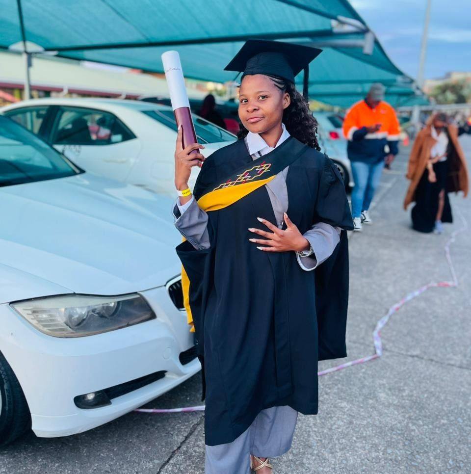 Nosicelo Mathunzi