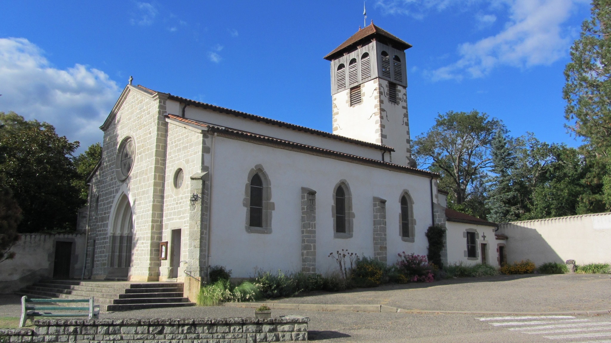 Commune de Poncins