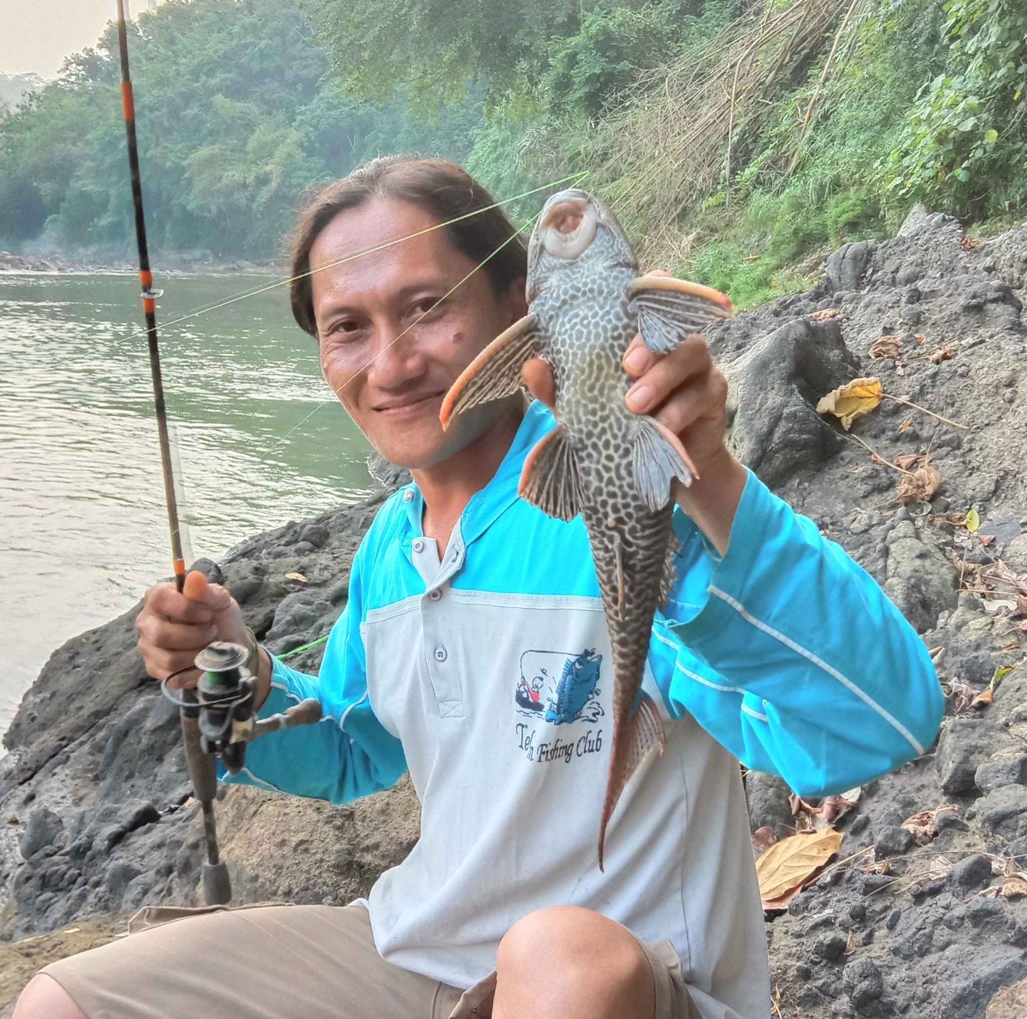 Ultralight casting target hampala fish using softlure bait, with ...